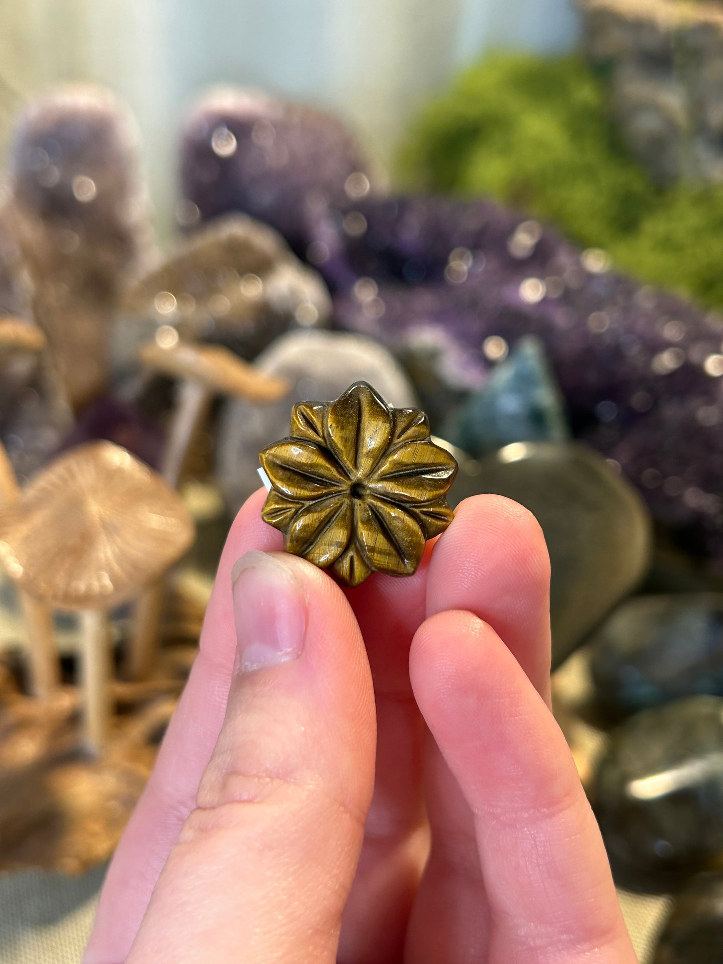 Tigers Eye Flower Carvings