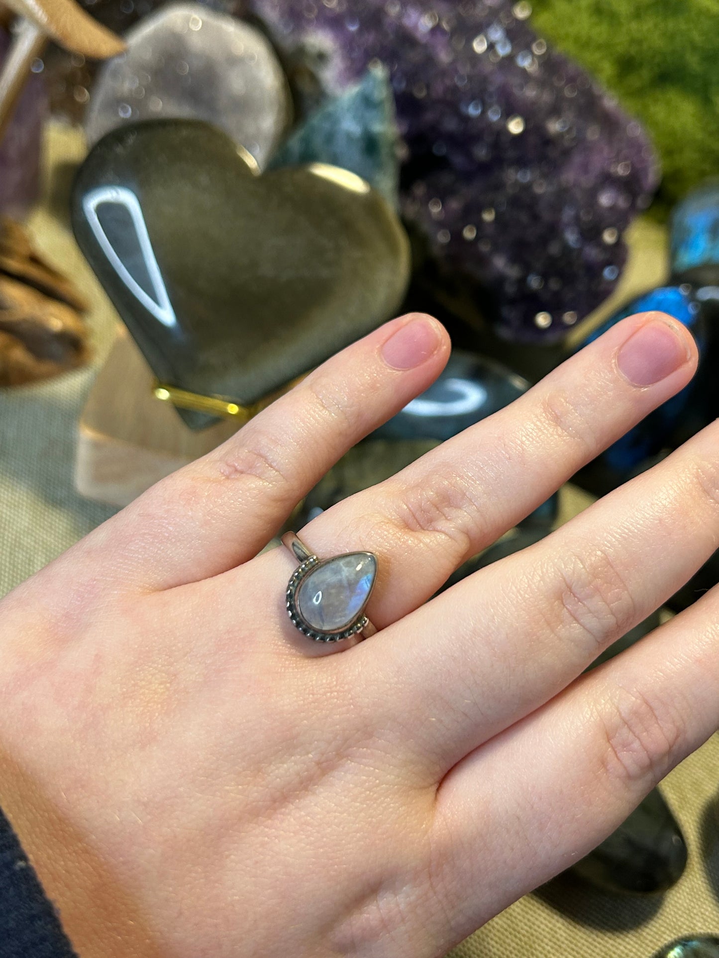 Moonstone Petite Ring (S6)