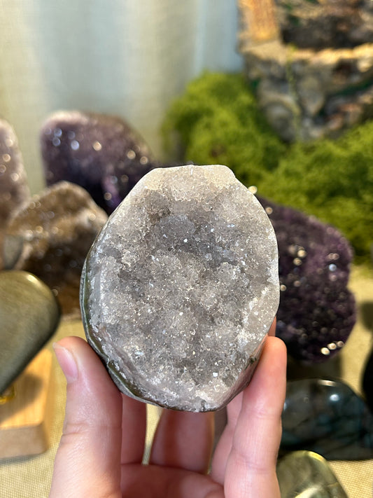 Rainbow Amethyst Cutbase F