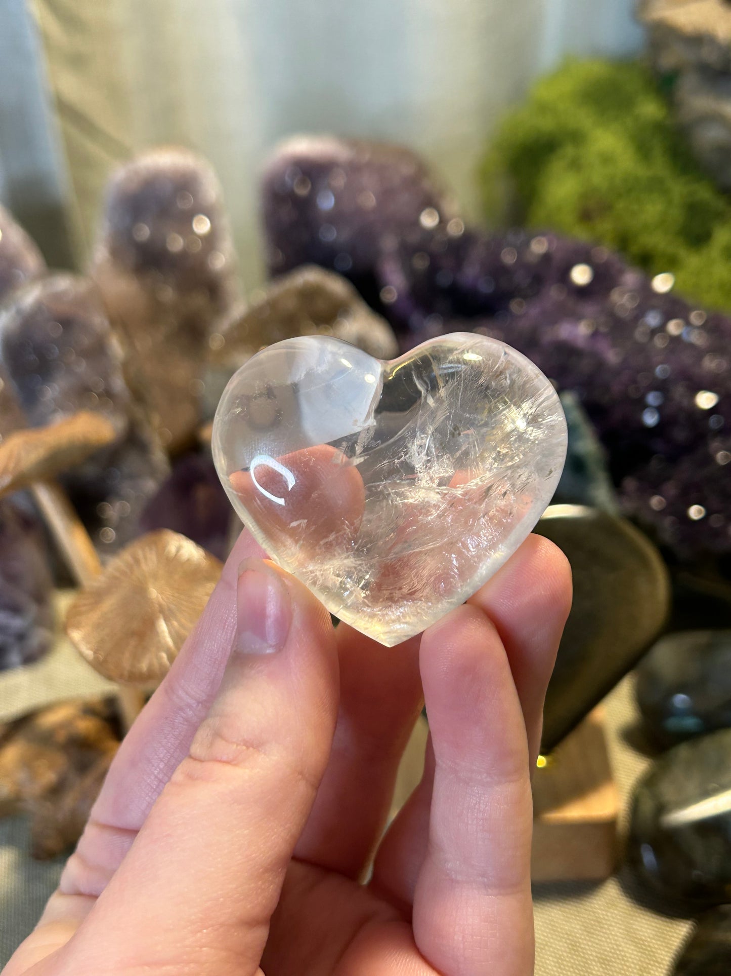 Clear Quartz Heart 15c