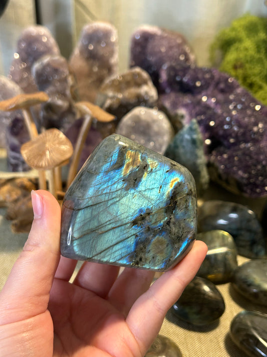Labradorite Freeform 43b