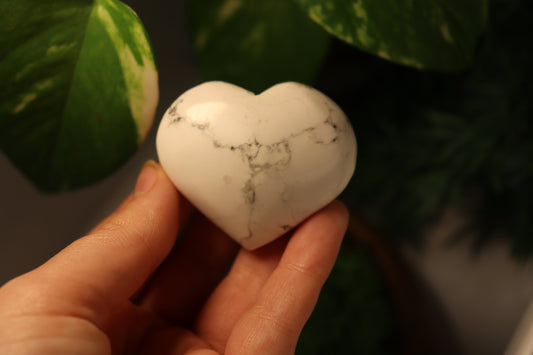 Howlite Heart